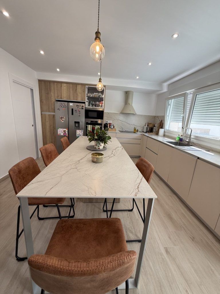 Autopromoción en Albolote